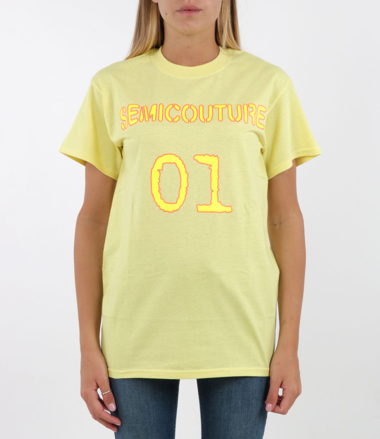 T-shirt logo