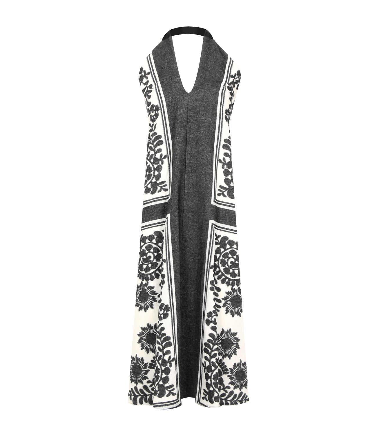 Kaos Icon | Black and White Dress