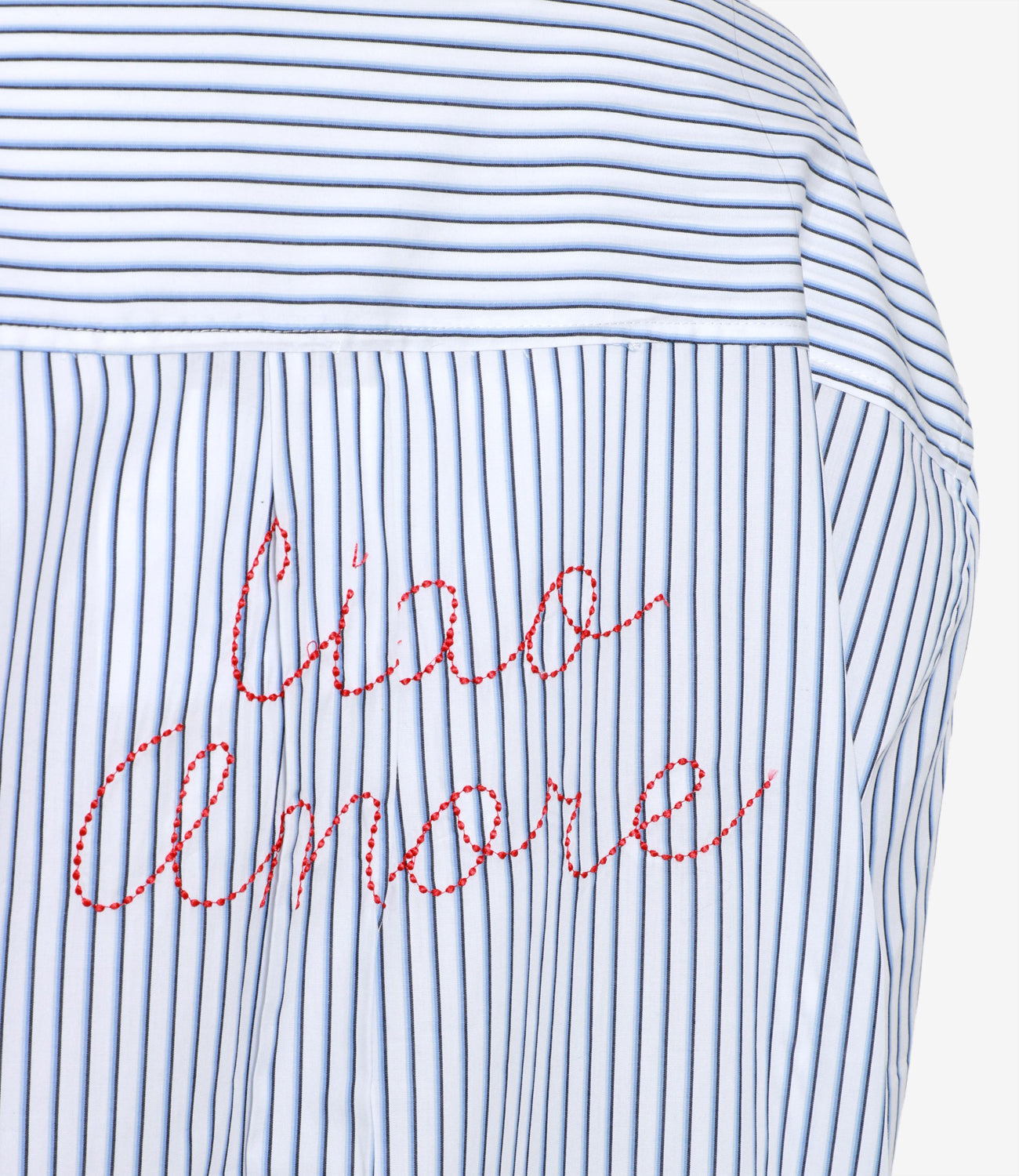 Giada Benincasa | Camicia Celeste e Bianca