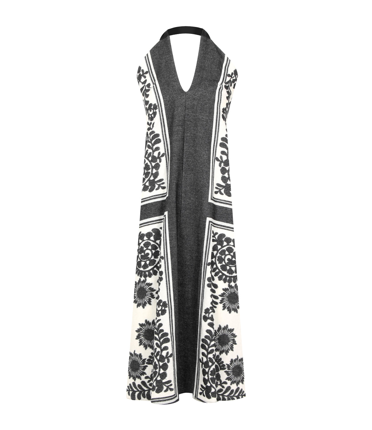 Kaos Icon | Black and White Dress